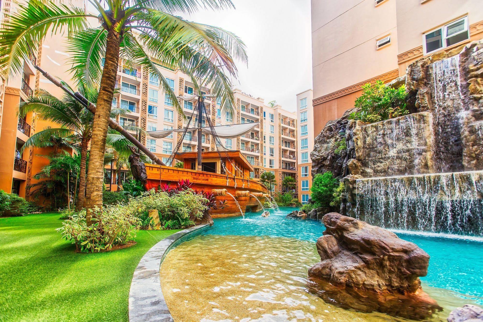 Atlantis Resort Jomtien Beach Pattaya Exteriör bild